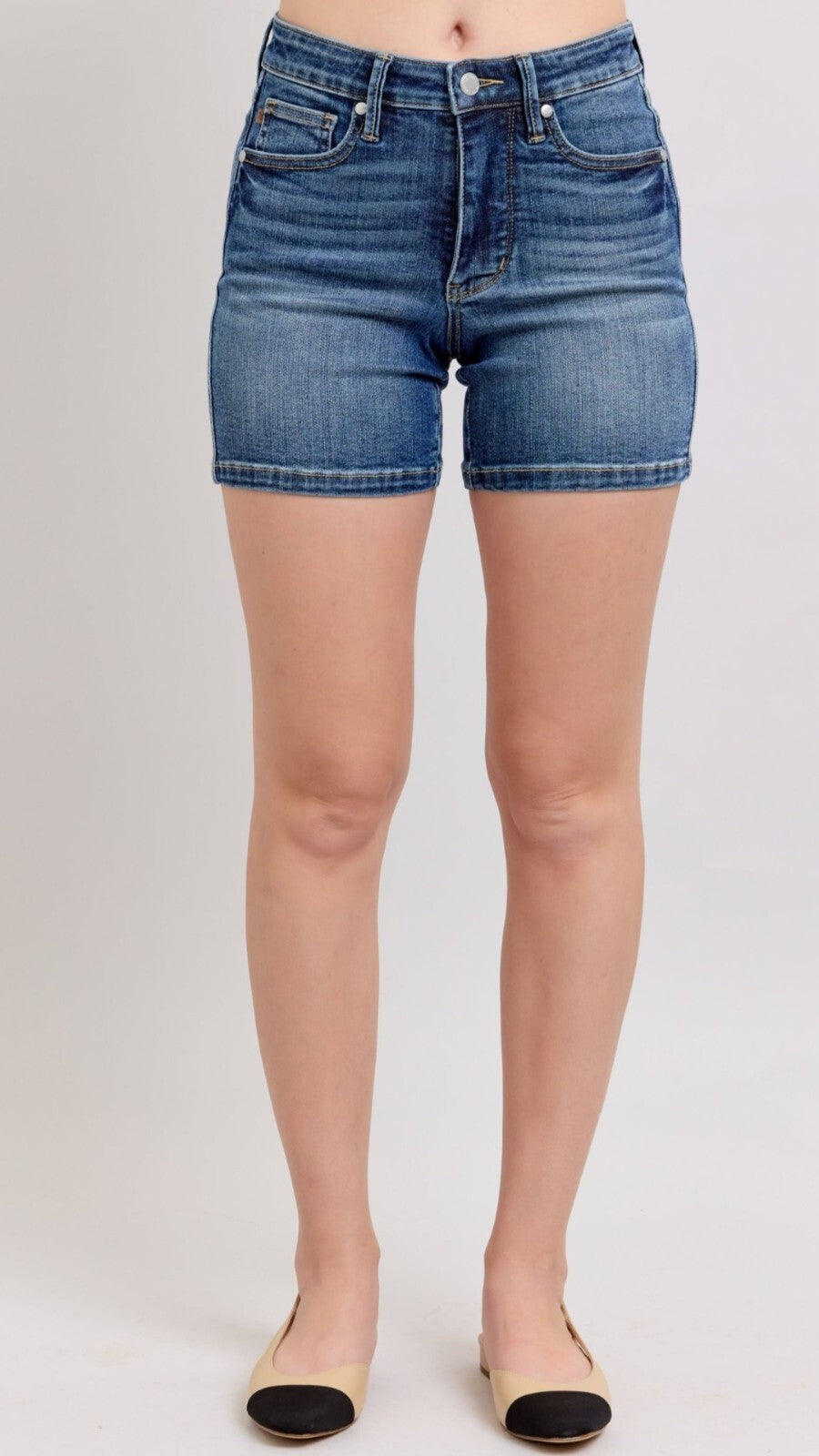 Judy Blue Mid-Rise W/ Tummy Control Mid Length  Shorts