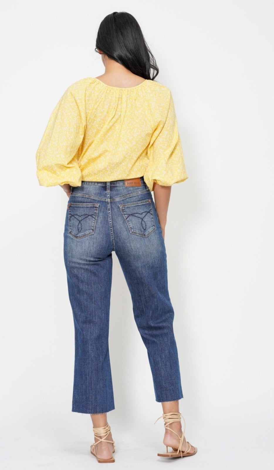 Judy Blue High-Rise W/ Back Pocket Detail Wide Leg Crop Jeans