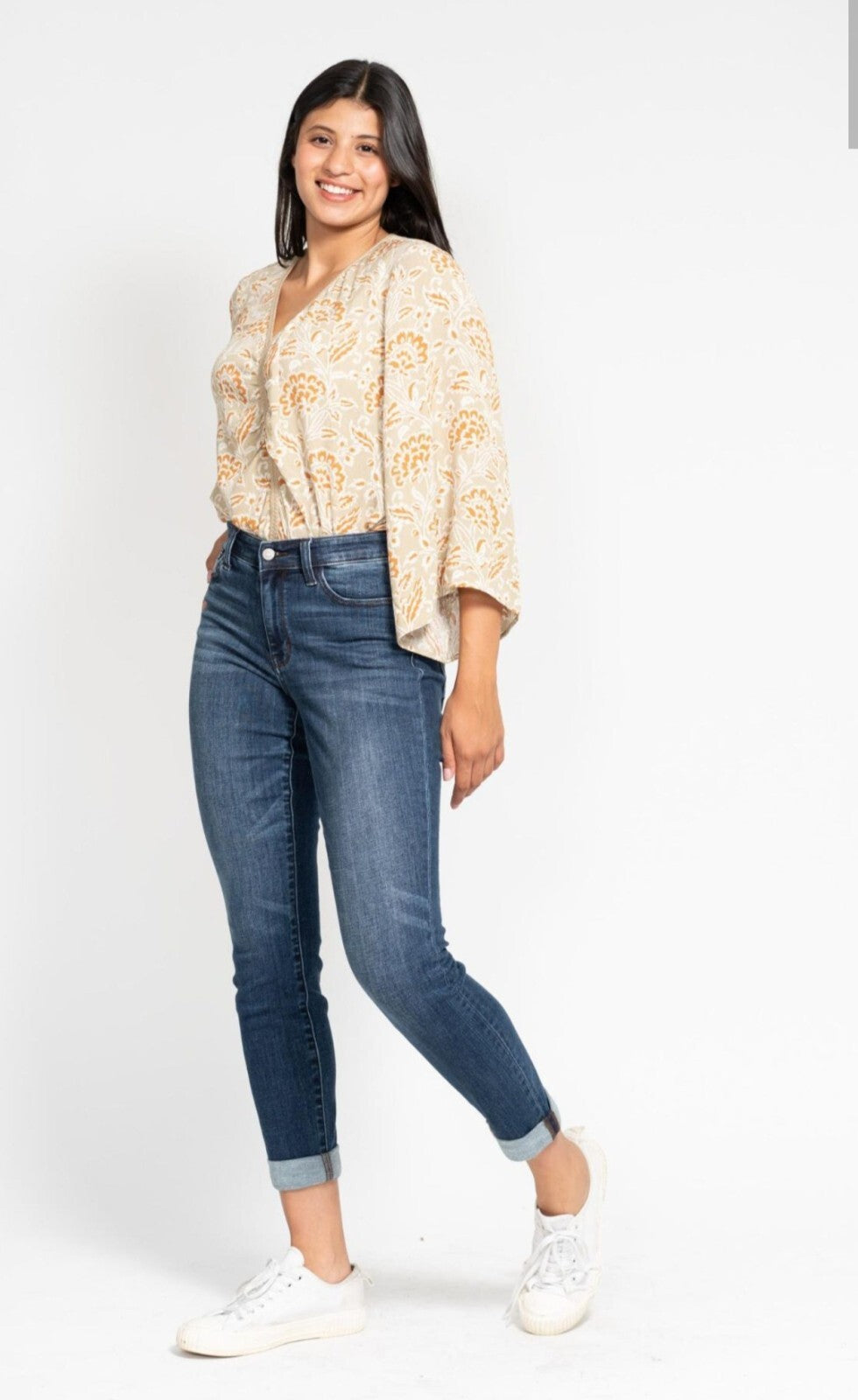 Judy Blue  Mid-Rise Slim Fit Non Distressed Jeans