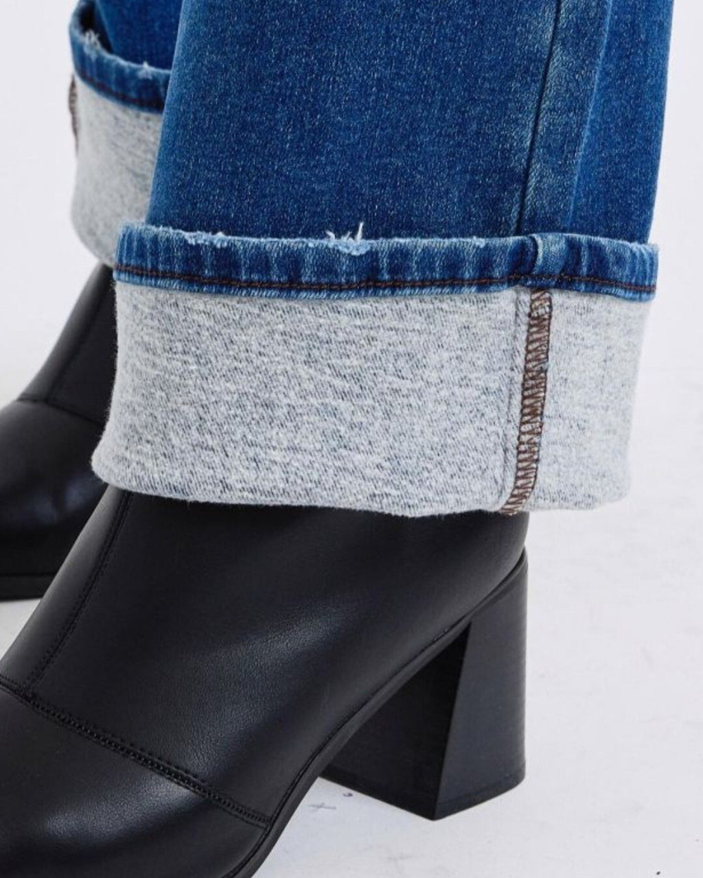 Judy Blue Mid-Rise Non-Distressed Thermal Bootcut Jeans