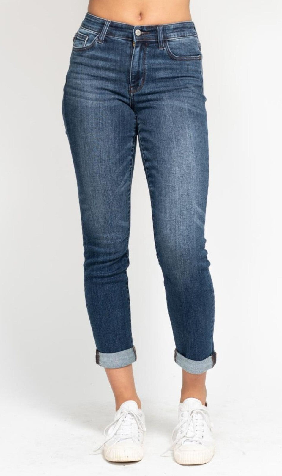 Judy Blue  Mid-Rise Slim Fit Non Distressed Jeans