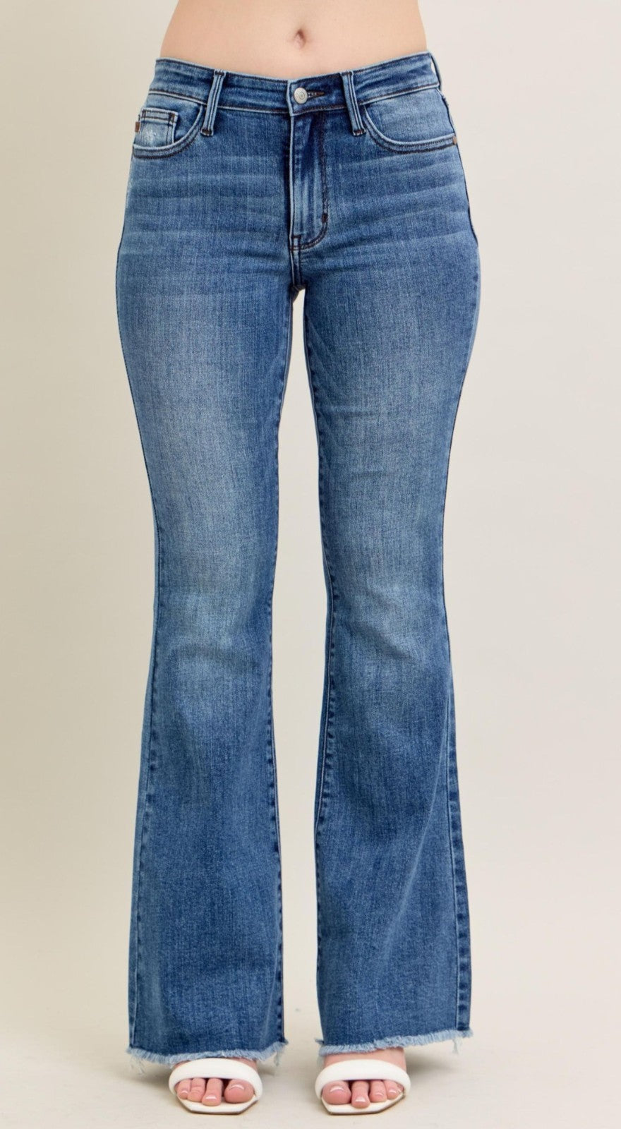 Judy Blue Mid-Rise Vintage Wash Flare W/ Fray Hem Jeans