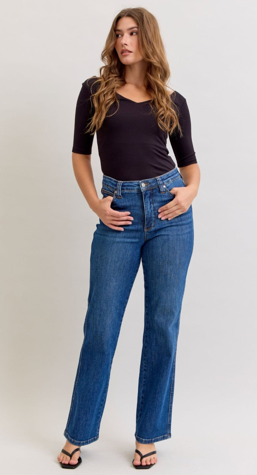 Judy Blue High-Rise W/ Tummy Control  Straight Fit Jeans