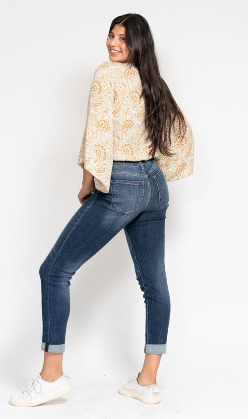 Judy Blue  Mid-Rise Slim Fit Non Distressed Jeans