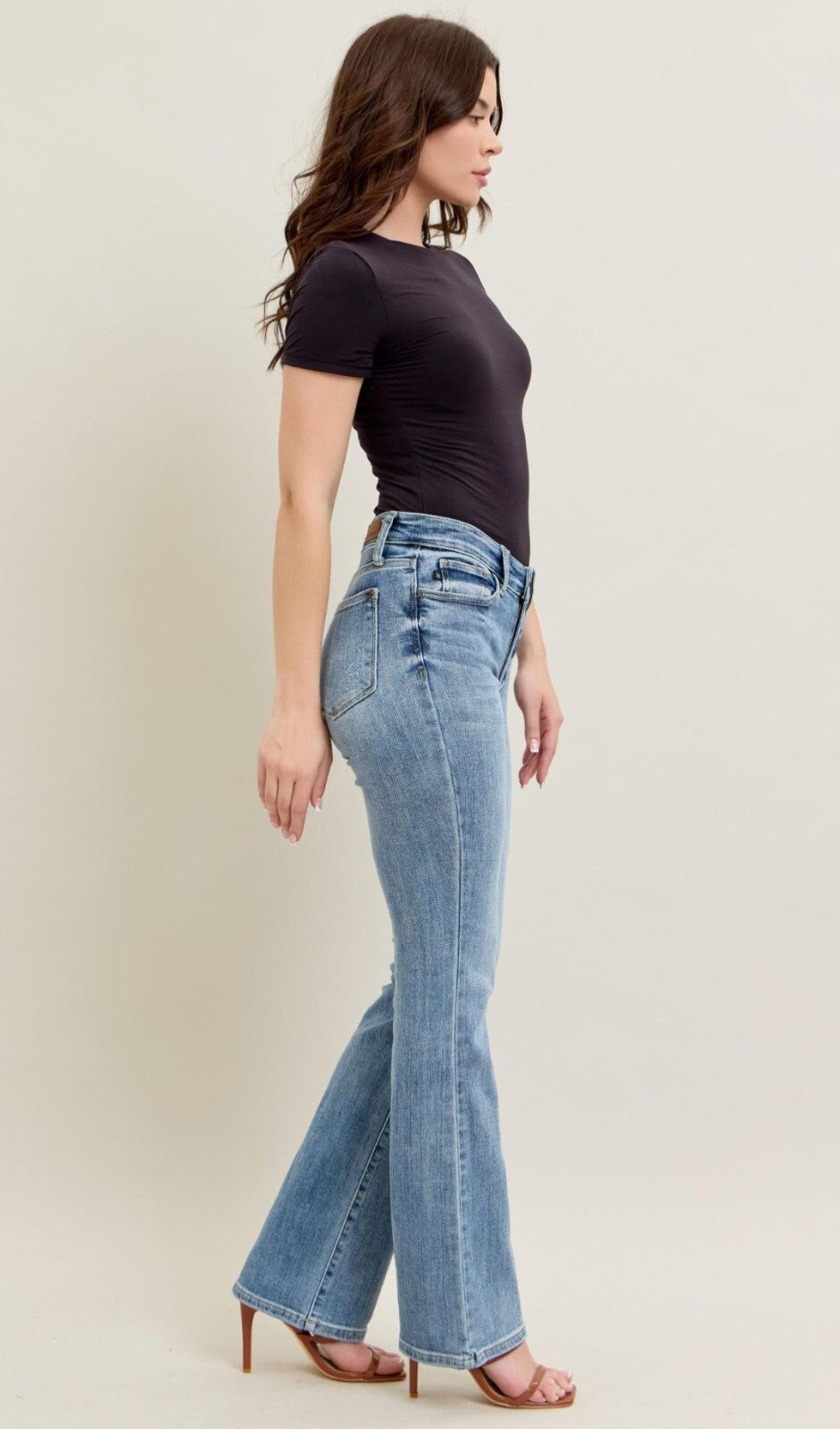 Judy Blue Core Mid-Rise  Bootcut Jeans