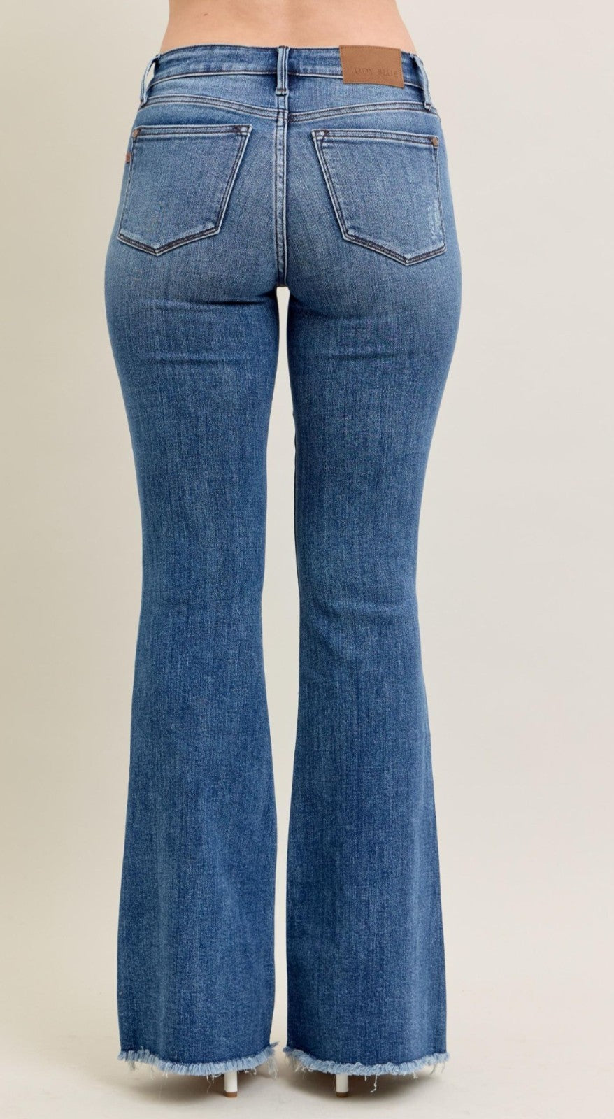 Judy Blue Mid-Rise Vintage Wash Flare W/ Fray Hem Jeans