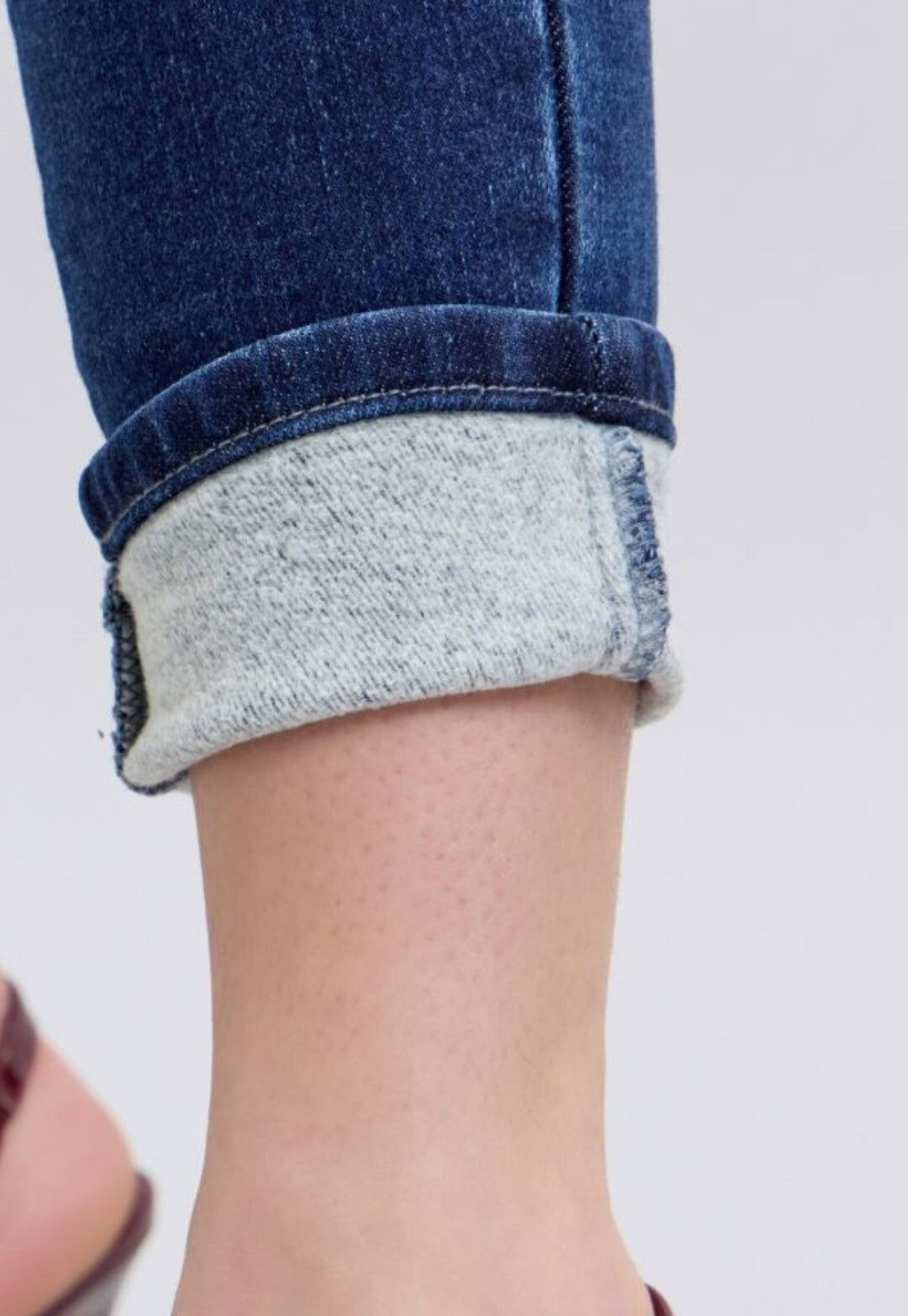 Judy Blue Mid-Rise Skinny Non-Distressed Thermal Jeans