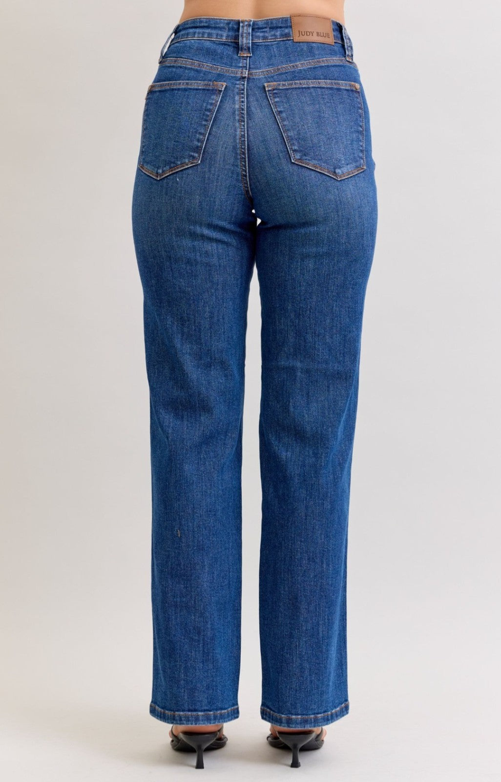 Judy Blue High-Rise W/ Tummy Control  Straight Fit Jeans