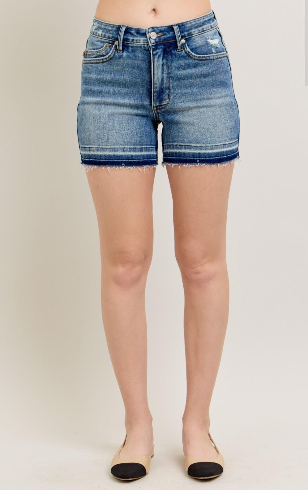 Judy Blue Mid-Rise W/ Tummy Control Vintage Wash  Shorts