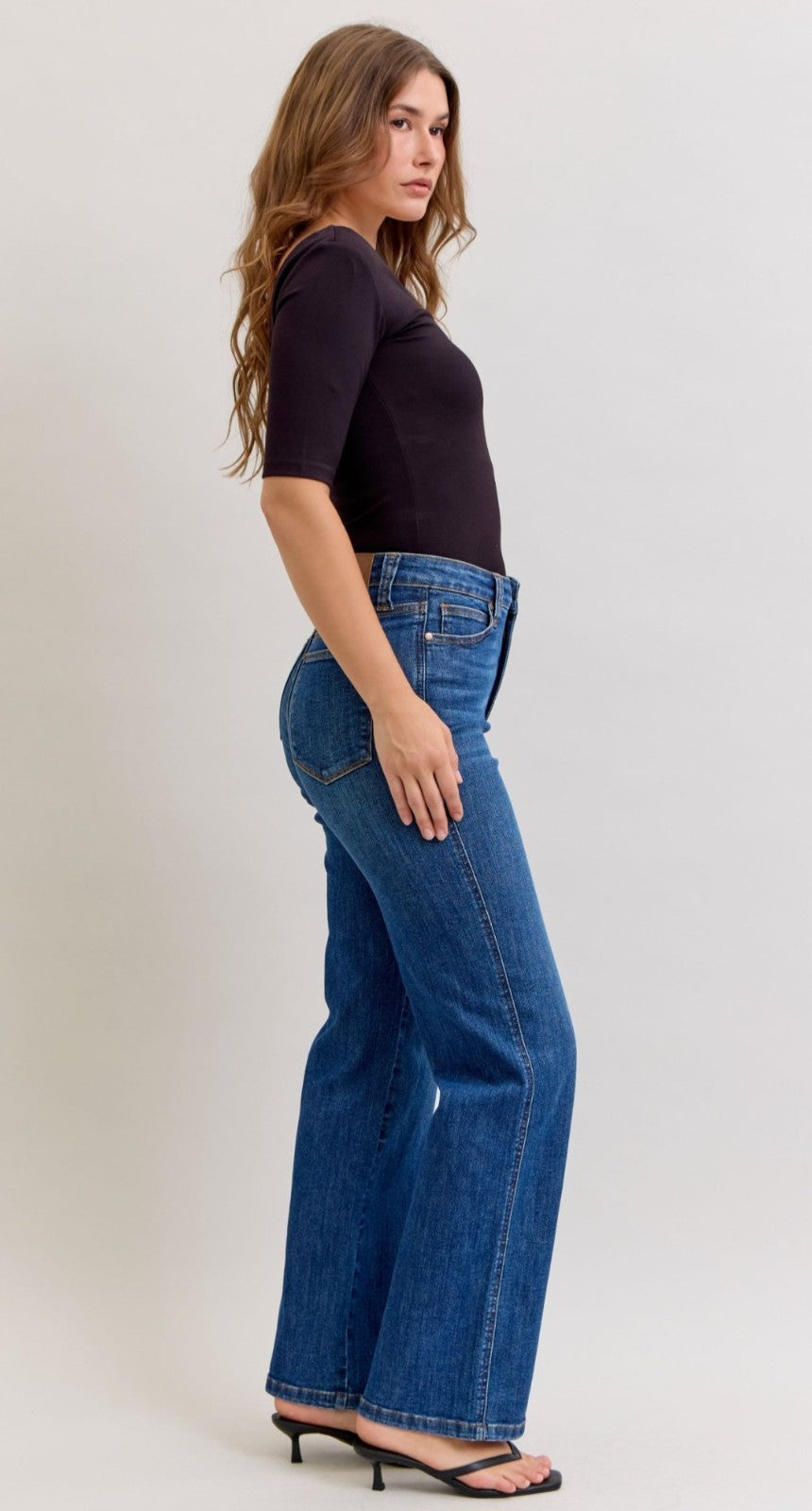 Judy Blue High-Rise W/ Tummy Control  Straight Fit Jeans