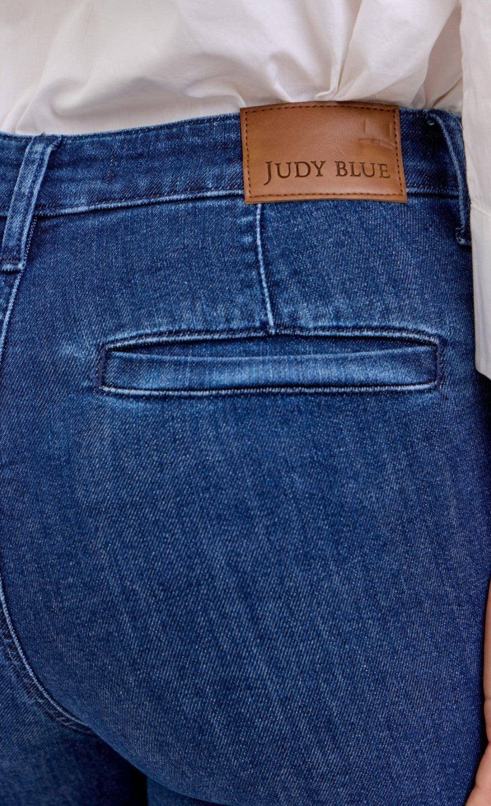 Judy Blue High-Rise Flare W/ Patch Pockets Jeans