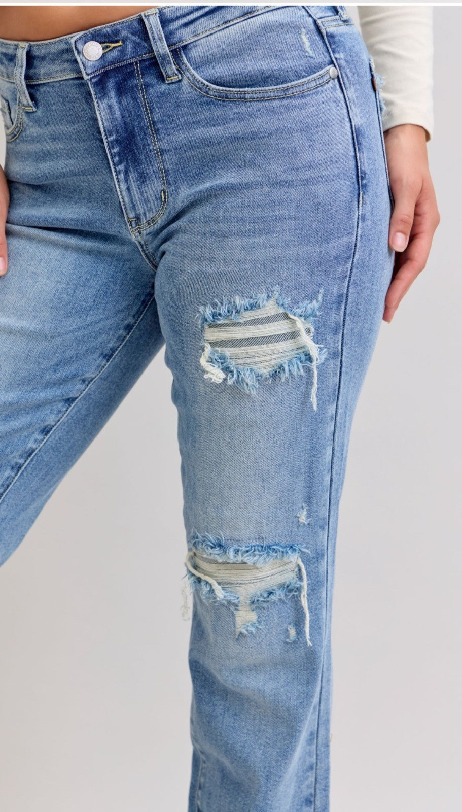 Judy Blue Mid-Rise  90's Straight Jeans