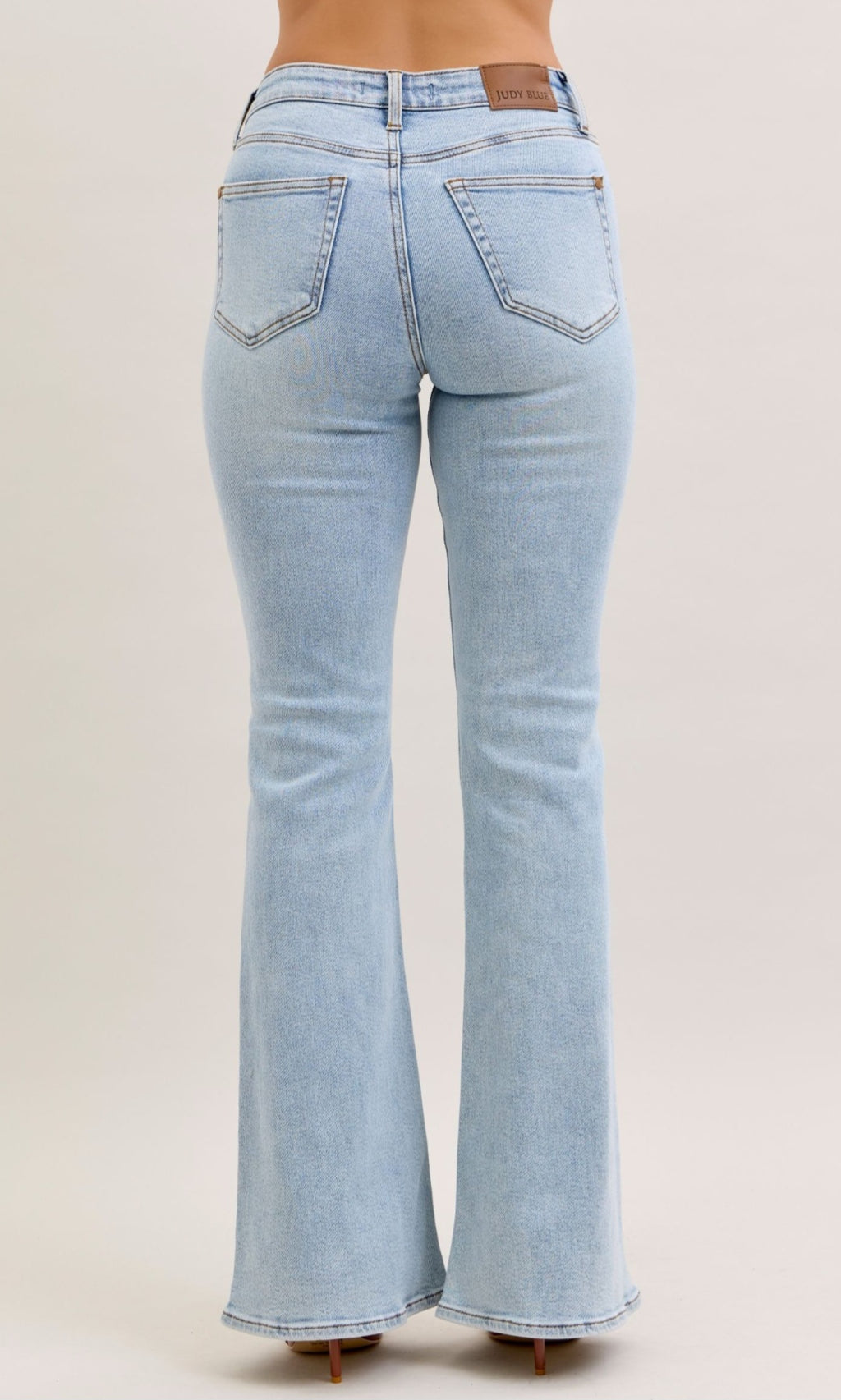 Judy Blue Mid-Rise FLARE w/ Button Fly Cute Pockets Jeans