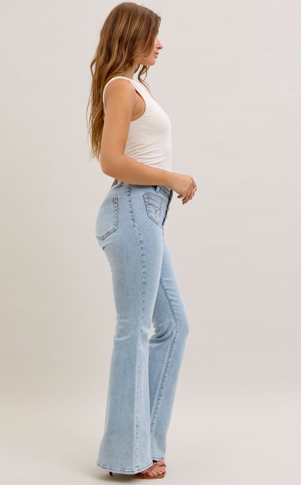 Judy Blue Mid-Rise FLARE w/ Button Fly Cute Pockets Jeans